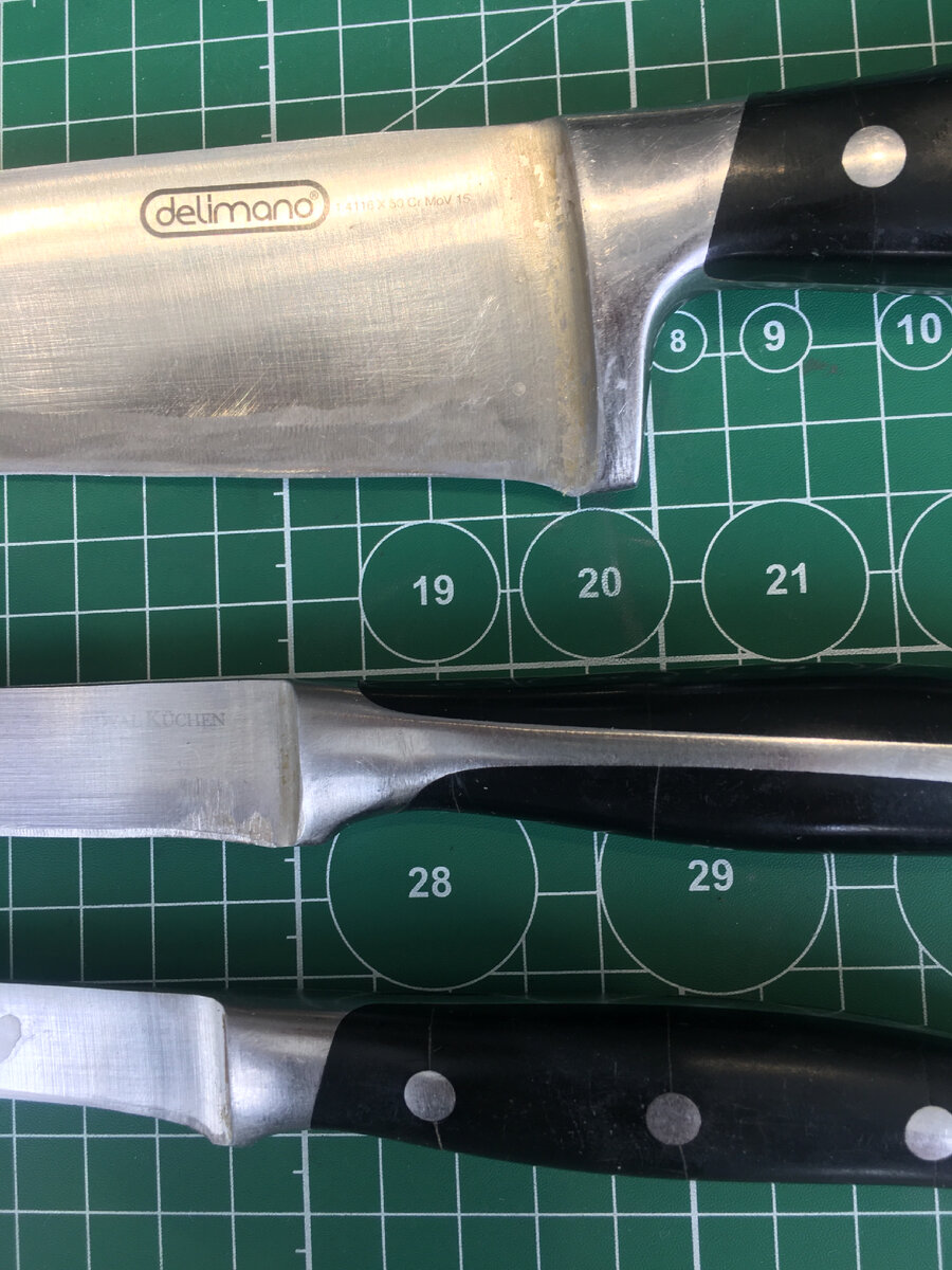 Пятки у ножей не очень красивые 😁