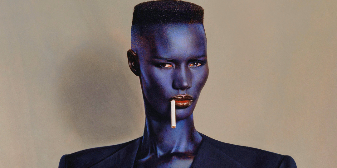 Настолько странная, насколько это вообще возможно. 10 выдающихся песен великой поп-дивы Грейс Джонс