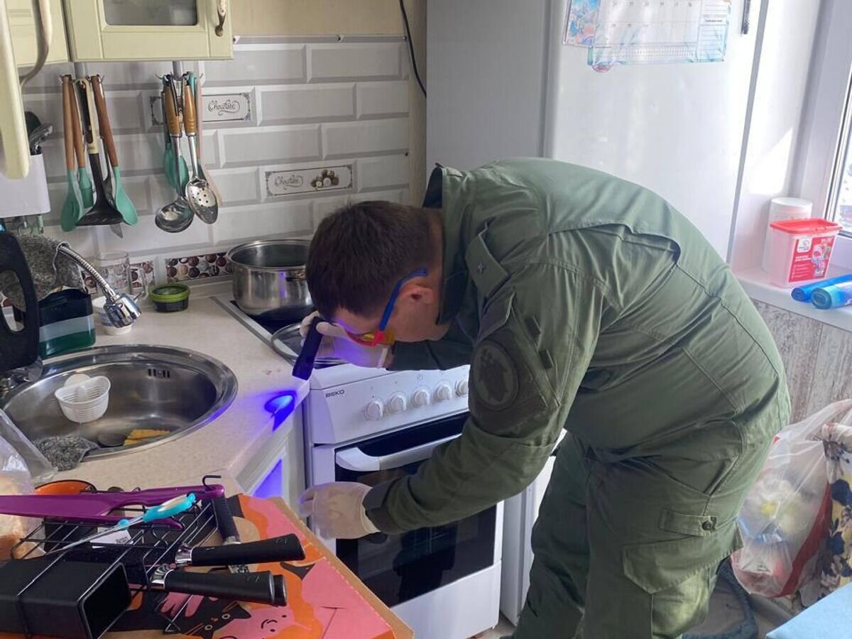    Работа ГСУ СК на месте убийства женщины в Норильске© Фото : ГСУ СК России по Красноярскому краю и Республике Хакасия/Telegram