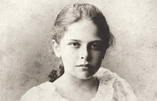 Наташа Крандиевская в детстве