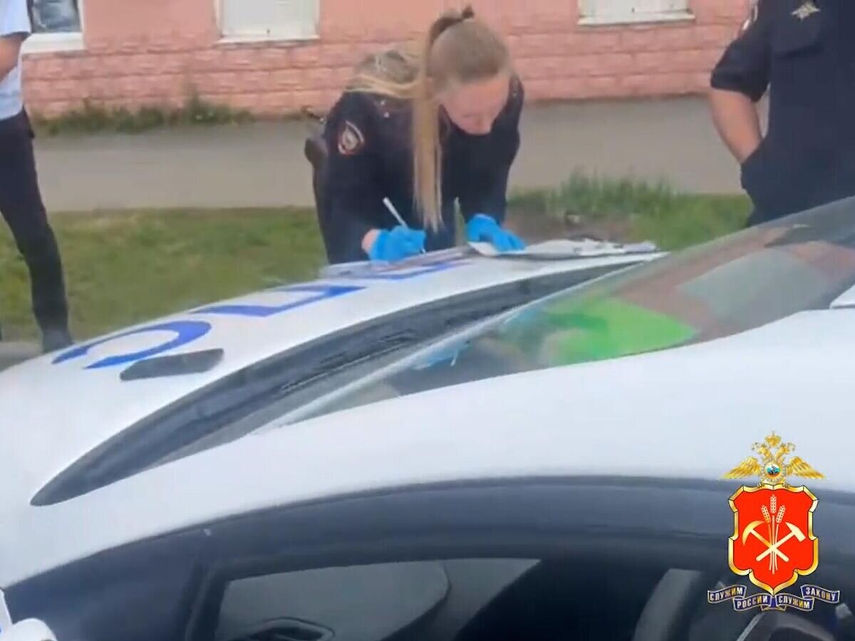    Работа сотрудников полиции на месте стрельбы в Кемерове© МВД РФ