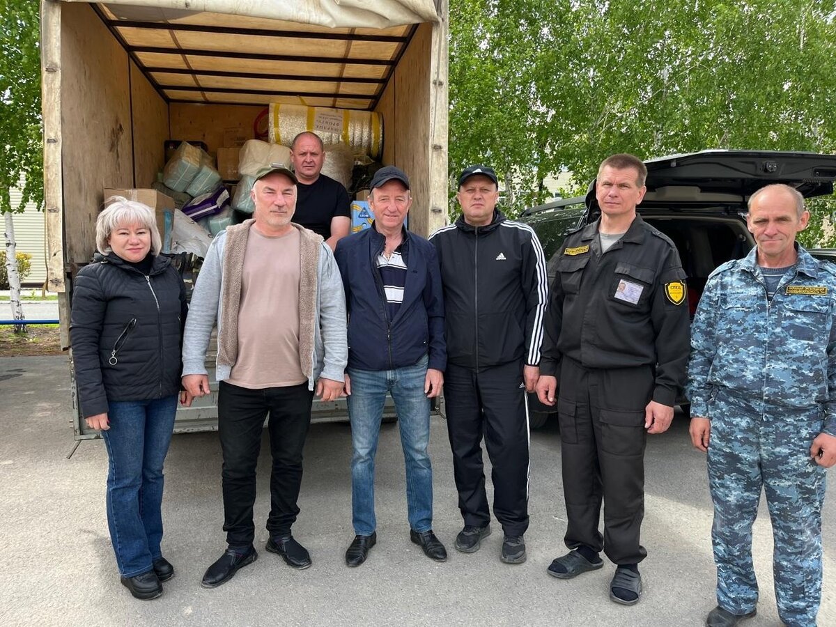    Жители Абдулинского округа передали бойцам СВО домашнюю тушенку и соленое сало Кристина Просвиркина