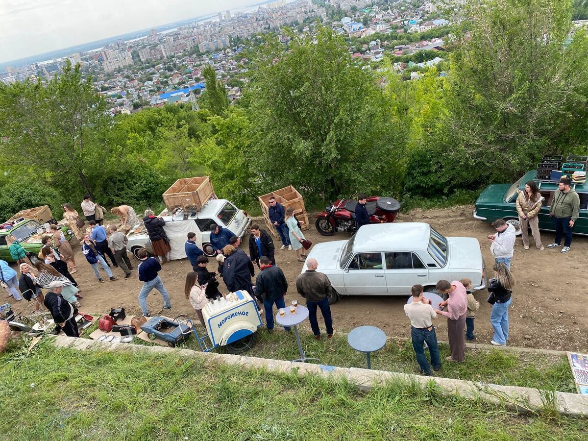 Жители Вольска попали на съемки кино с Никитой Кологривым | Вольск.ру | Дзен