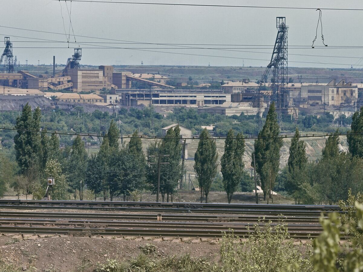    Железорудные шахты в Кривом Роге.© РИА Новости . Б. Логинов