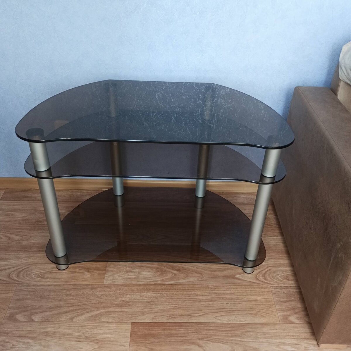 Книжный столик на продажу