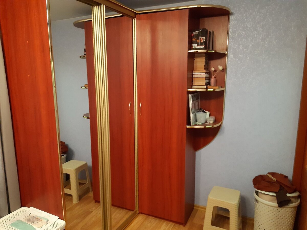 Встроенный шкаф на продажу