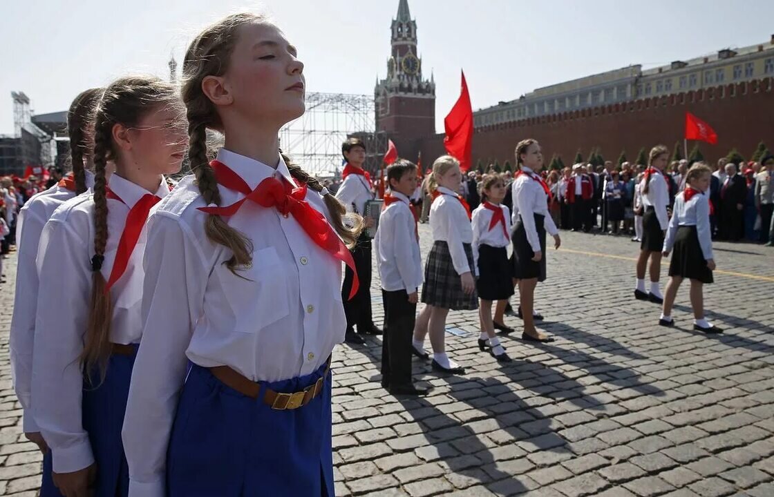 Движение первых - общероссийская организация молодёжи России