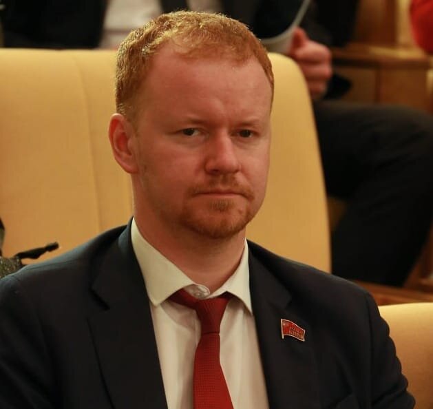 Член ЦК КПРФ, депутат Госдумы от КПРФ Денис Парфенов