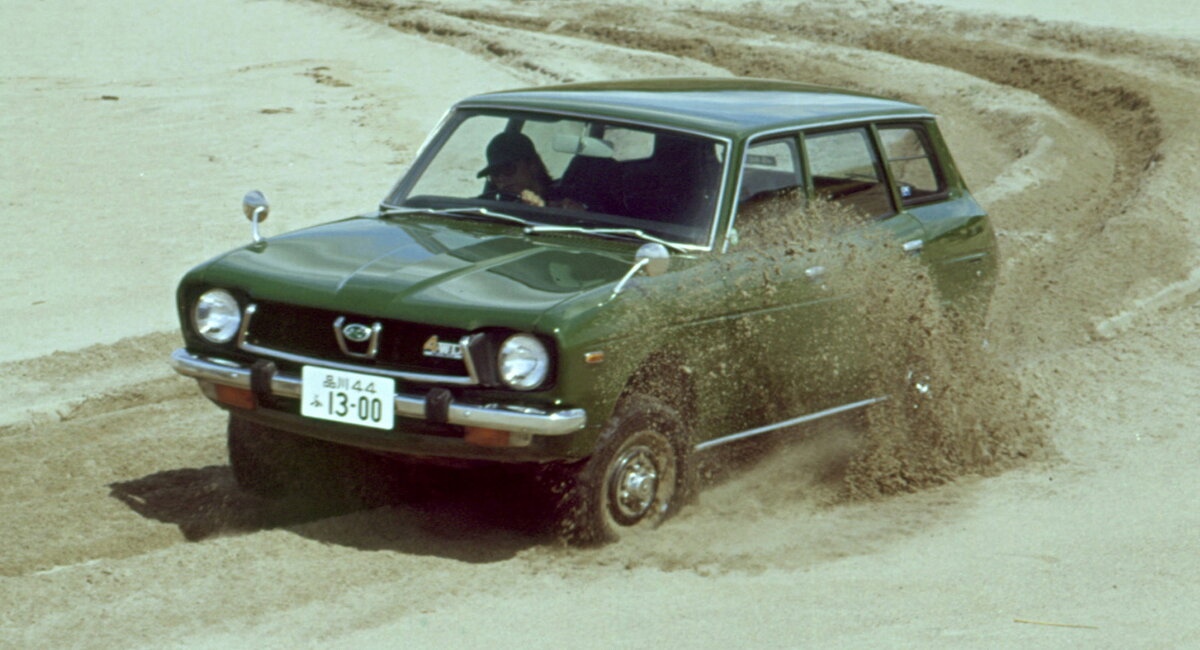 Subaru Leone 1972-го года - первый автомобиль Субару с полным приводом. 