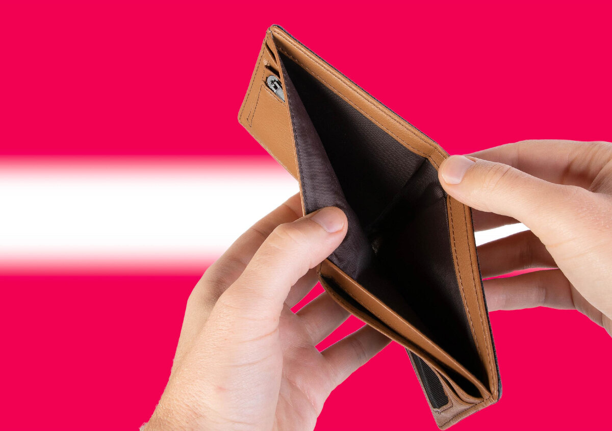 В Латвии спорят - что сделать, чтобы не сидеть с пустым кошельком © CC BY 2.0 / Marco Verch