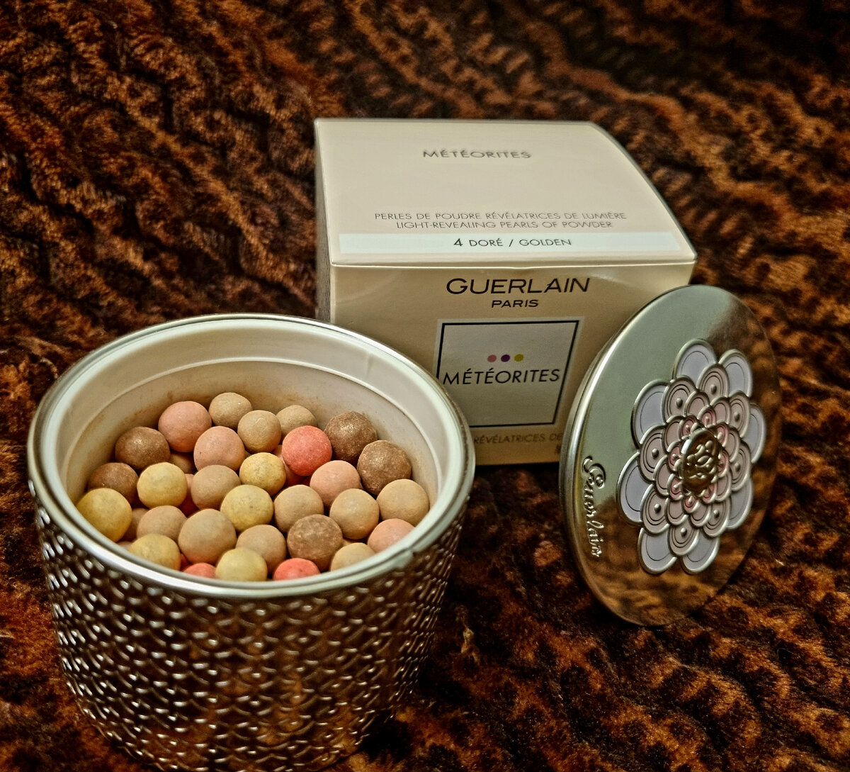 Полная коробочка "добра" ))