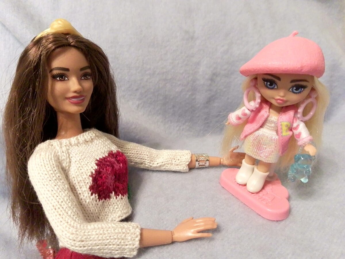 Октавия и микро-Барби