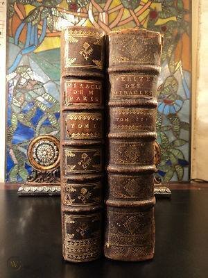 Сен-Медарские и другие явления фиксировались и издавались в сборниках "Чудеса Парижа",