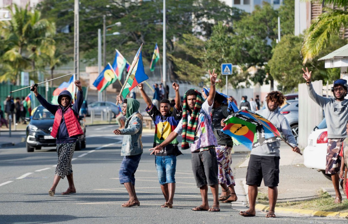 Во французской Новой Каледонии пошли шестые сутки с начала массовых беспорядков. 