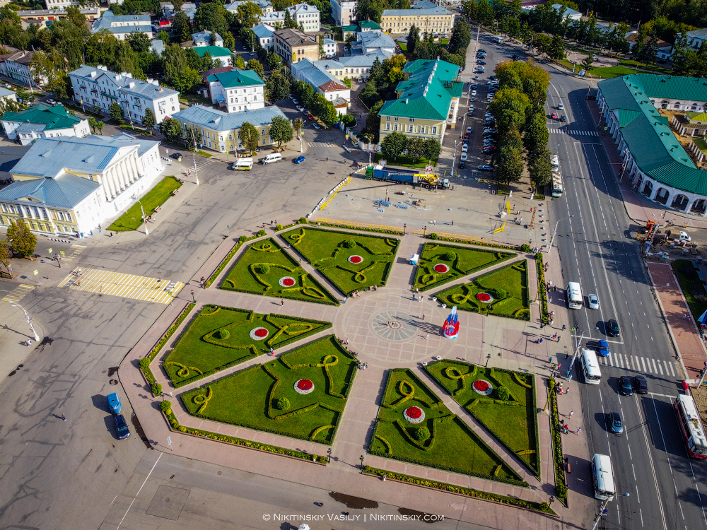 Площадь костромы фото Где поесть во время прогулки в центре г. Костромы Пекарни Колпаки Кострома Дзен