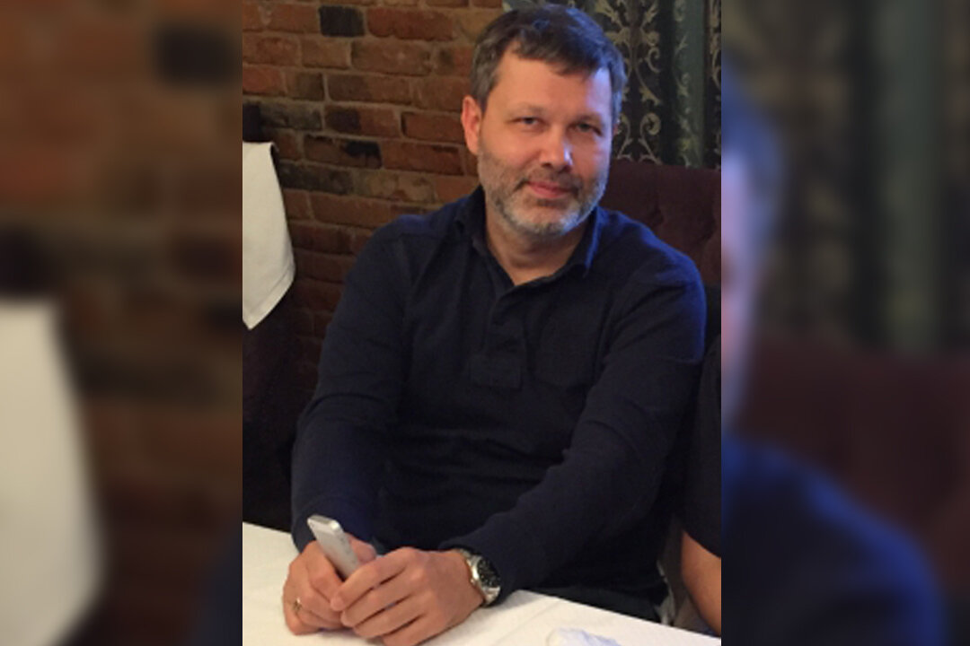 Иля Носков с миллионом рублей наличными зашел в торговый центр, откуда уже не вышел