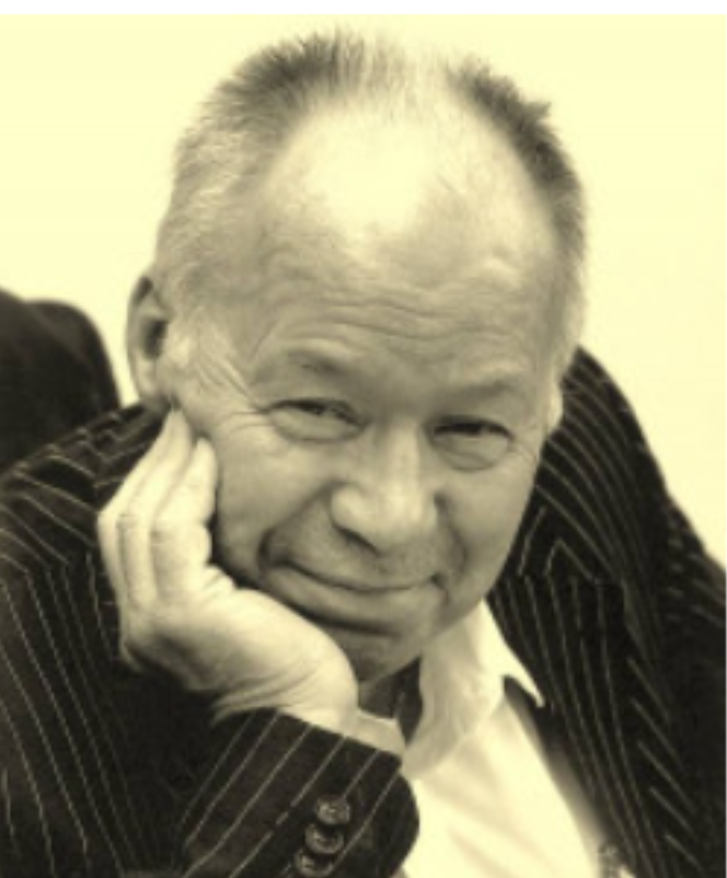 Владимир Викторович Большаков, спецкор газеты «Правды» во многих странах. 