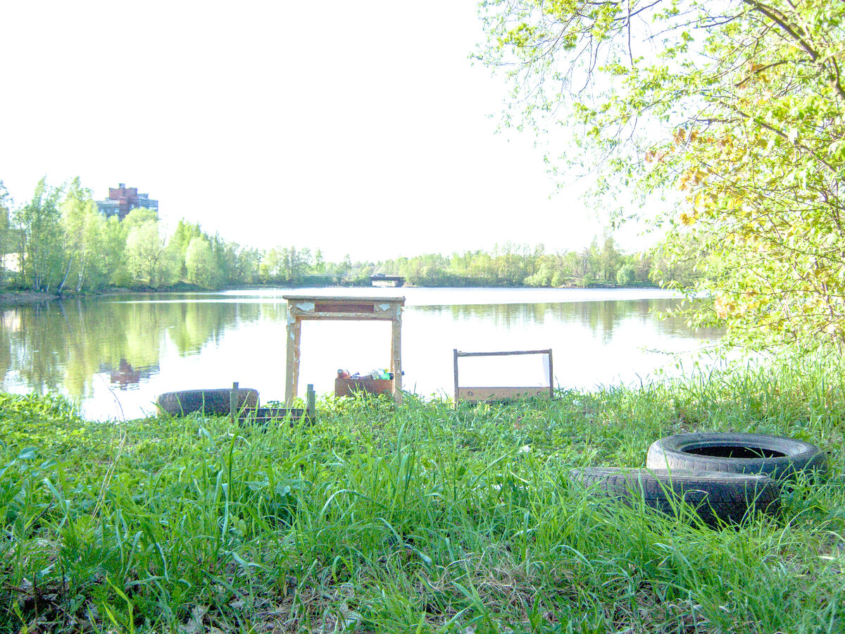 Хайлайты - максимум. Точка белого - максимум. Черный - максимум. Тени минимум. Контраст - минимум. 