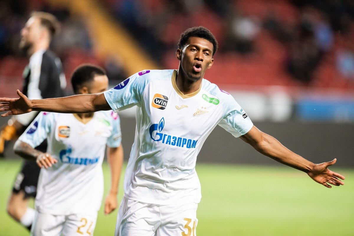    «Зенит» и чемпионский замесАлексей Андрианов