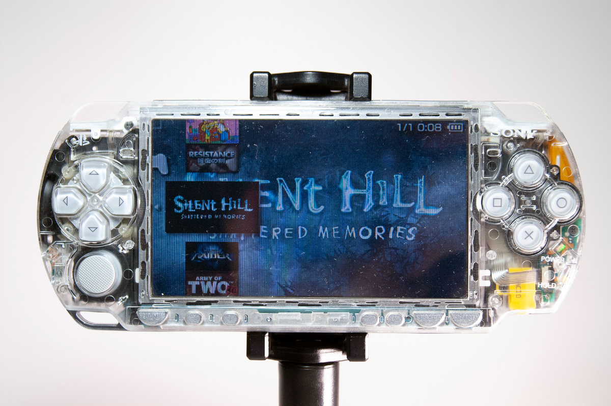 PlayStation Portable Slim and Lite (PSP-2000)