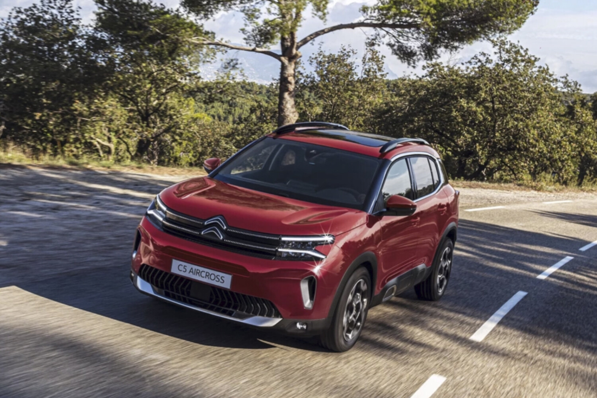 Российские Citroen C5 Aircross начинают продавать онлайн с доставкой на  автовозах | iXBT.com | Дзен