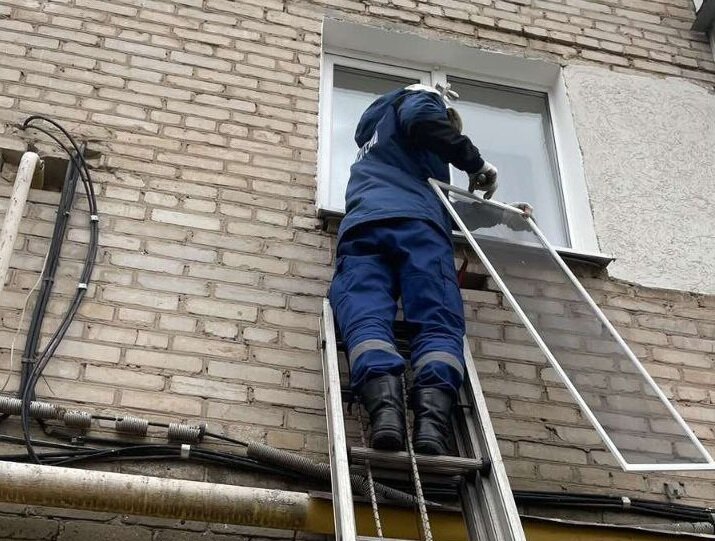    Упала и несколько суток пролежала на полу. В Оренбурге спасатели помогли 77-летней женщине Кристина Просвиркина
