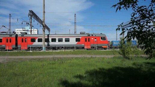 Электропоезд ЭД9М-0057. Покатушки от ст.Озёрки до села Озёрки+отправление.