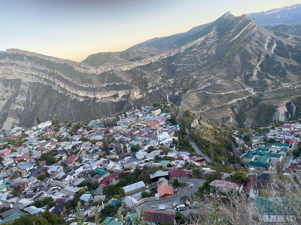Родные пейзажи для Миясат — это горы Дагестана 