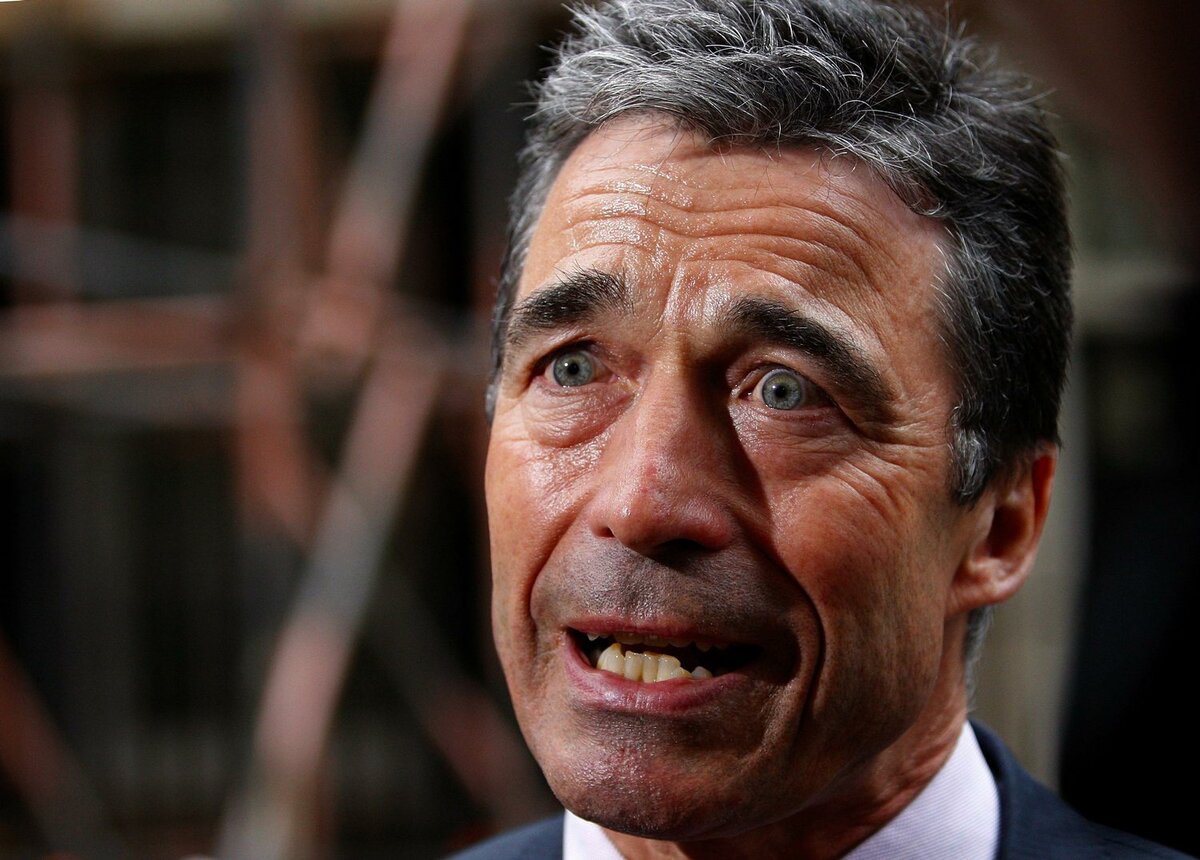 Испуг в глазах, ересь на устах.