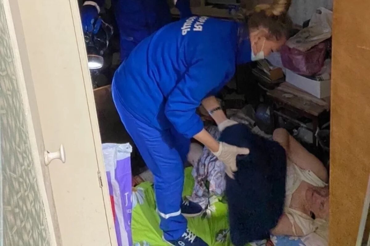    В Оренбурге пожилая женщина несколько суток пролежала на полу после падения