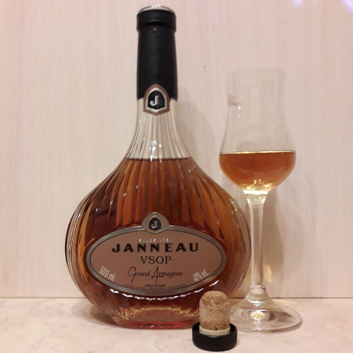 Домашняя дегустация недопонятого арманьяка Janneau VSOP
