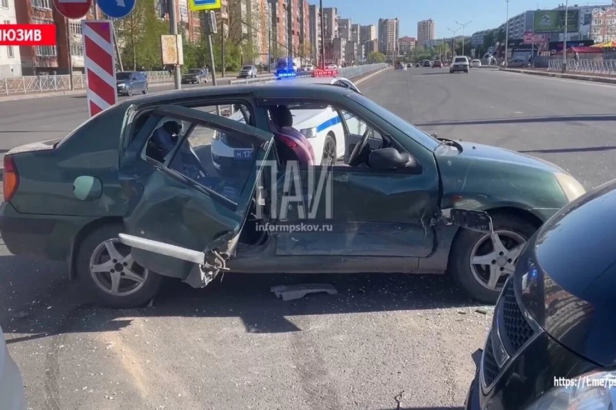    22 аварии произошло в Псковской области с 13 по 19 мая