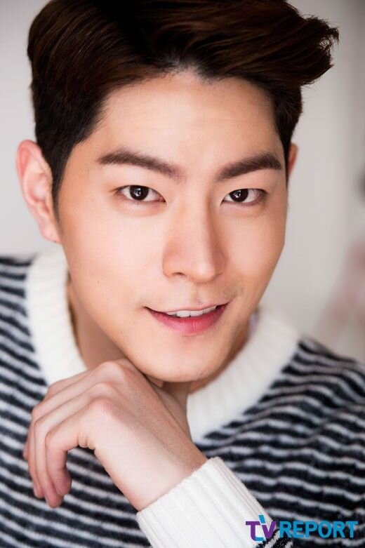 Хон Чжон Хён