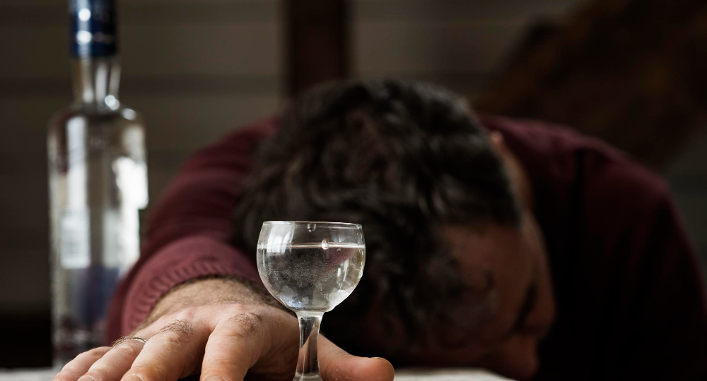 Цена зависимости: как алкоголь меняет жизнь человека