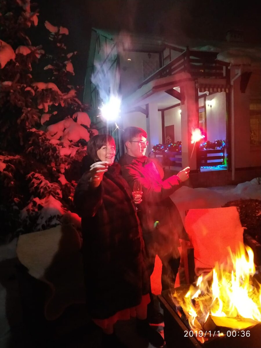 Весело отмечали новогодние праздники 