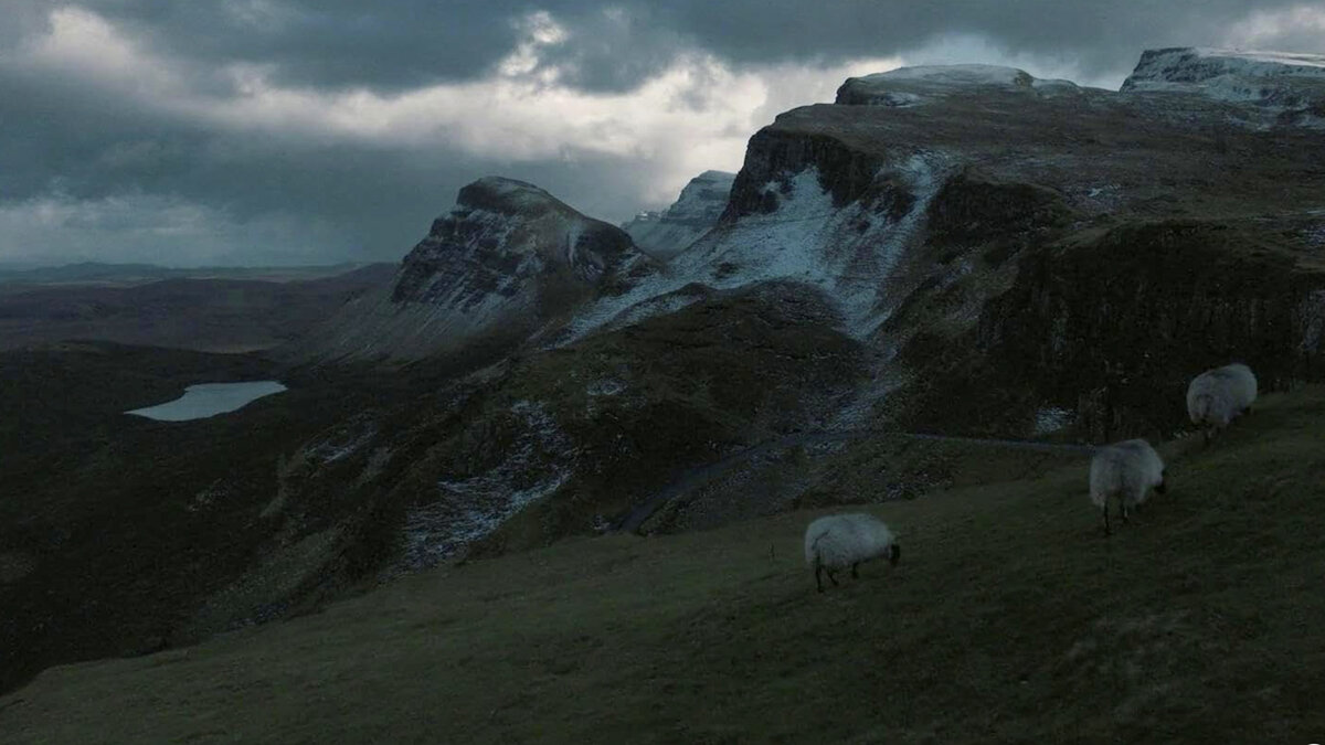 Кадр из фильма "Костяной домик"