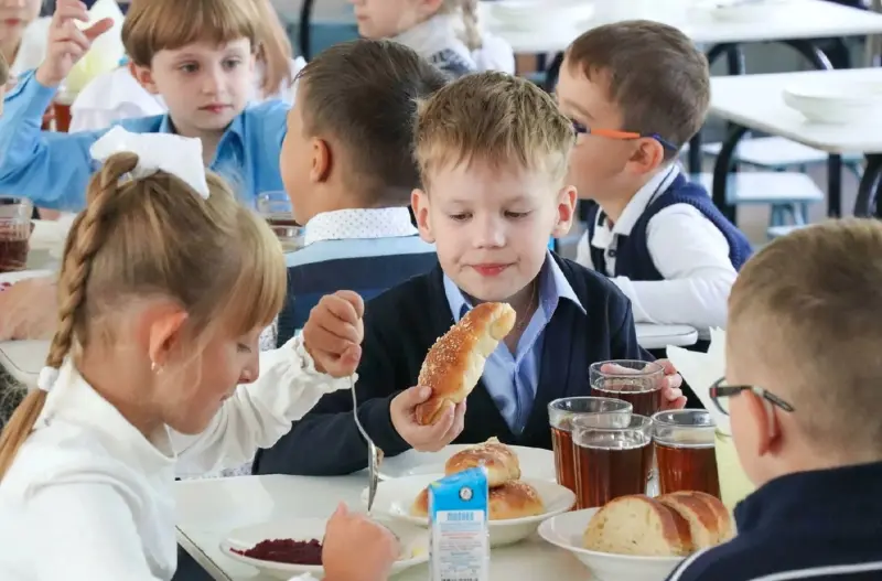 Как дешевле купить еду? Фото: VK.com