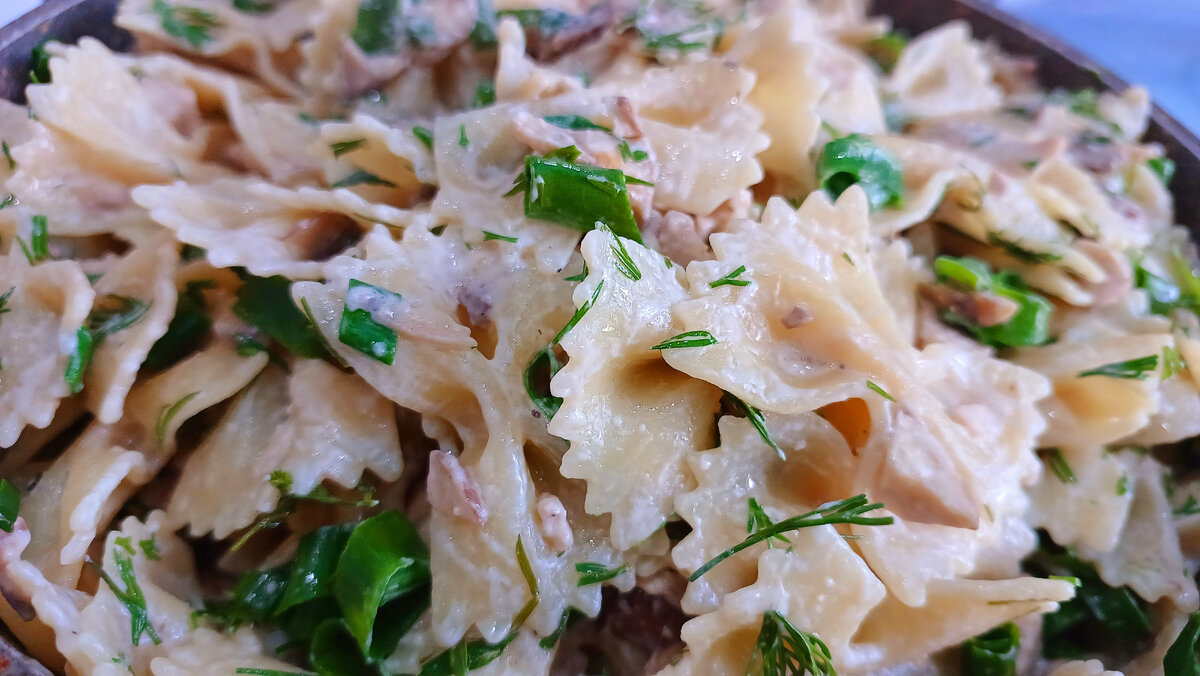 Все материалы в статье созданы автором канала. 