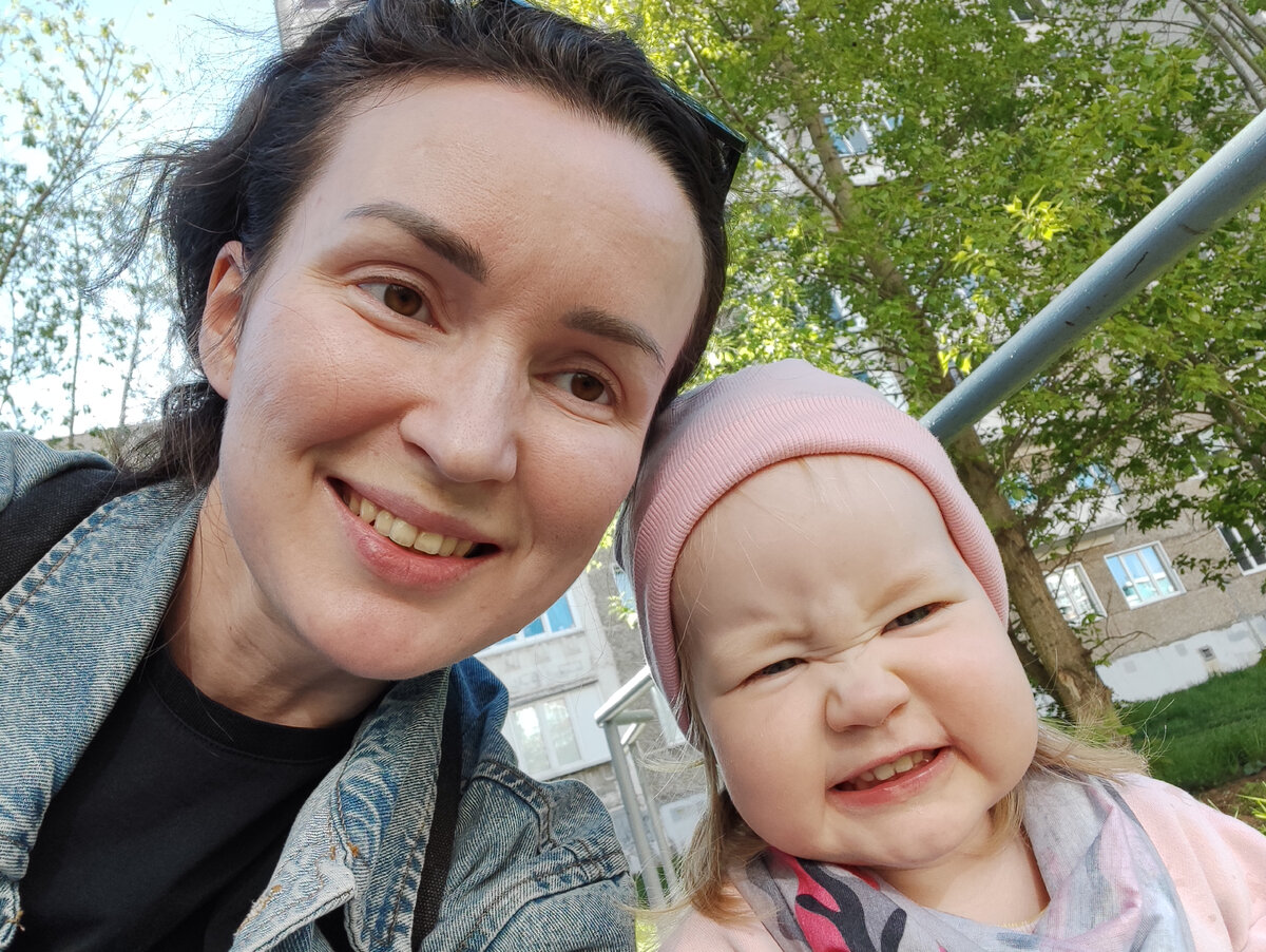 Кривляемся)))