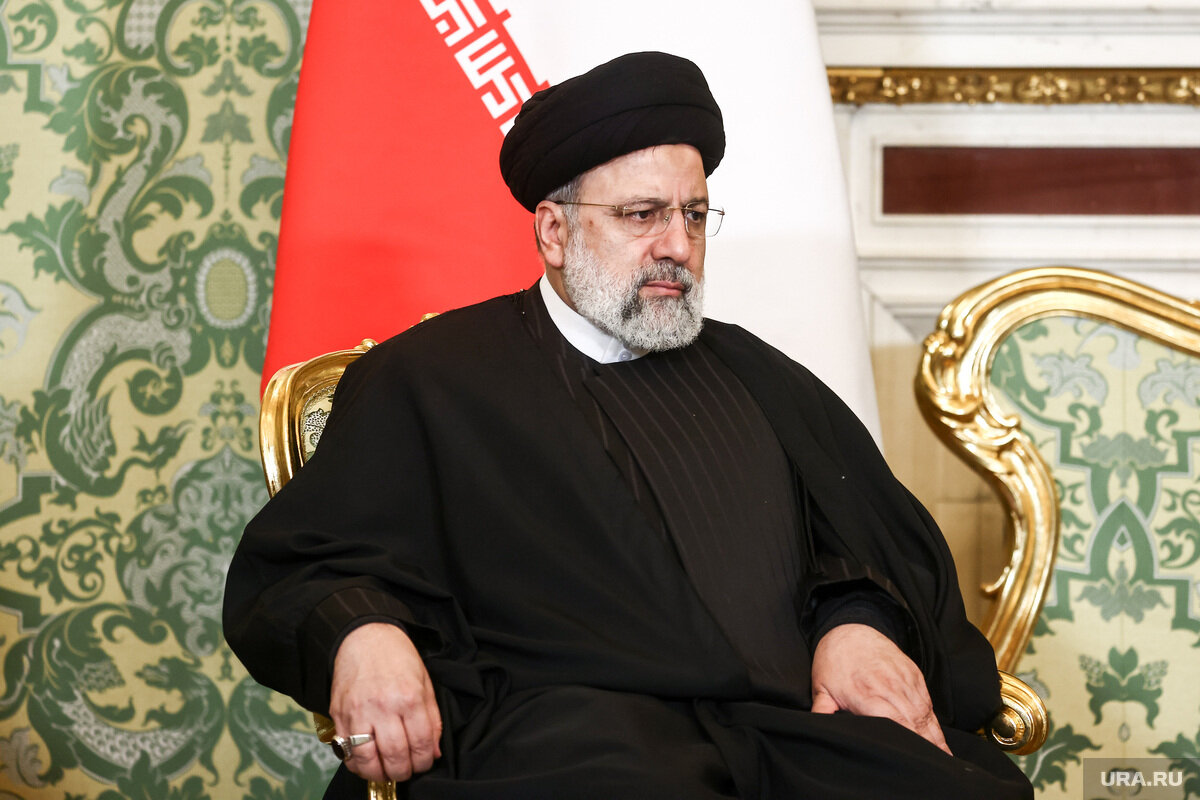 Президент Ирана Эбрахим Раиси погиб при крушении вертолета.