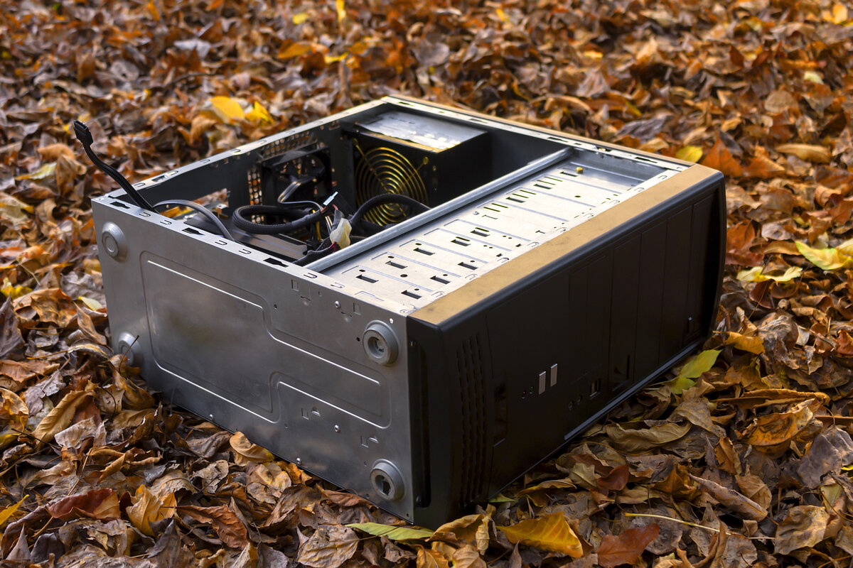 К сожалению, увеличение объема электронных отходов связано с потребительским спросом и модой на технологии