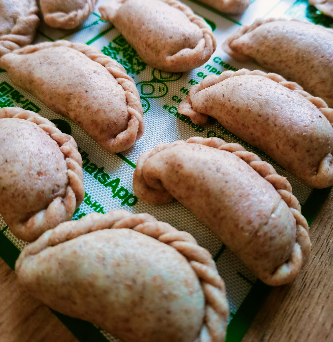 Посмотрите, какие вареники красавчики!