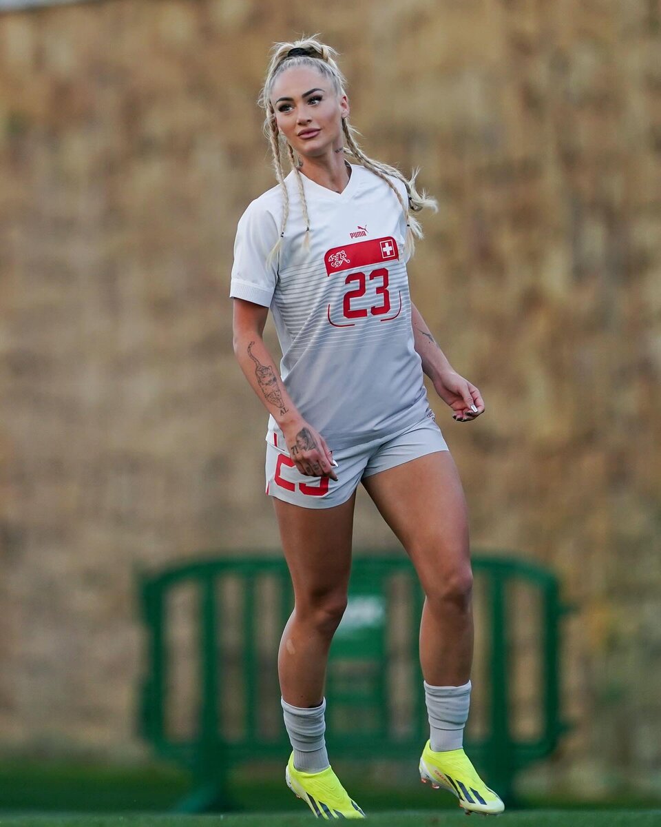 Знакомьтесь, Алиша Леманн! 