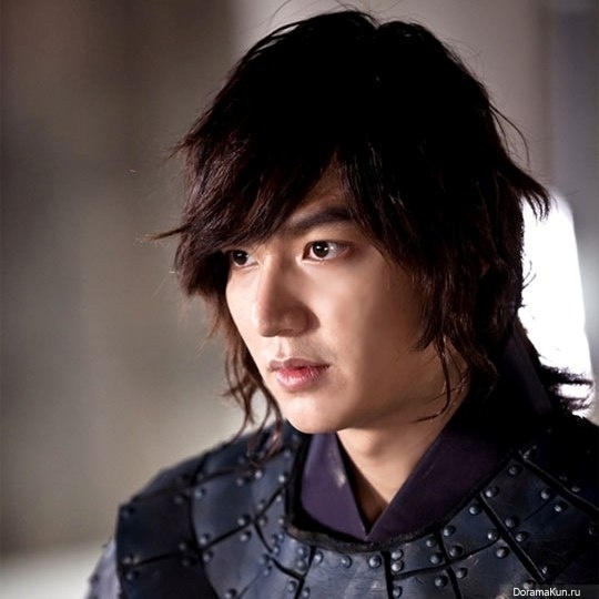 Кадр из дорамы из открытого доступа 