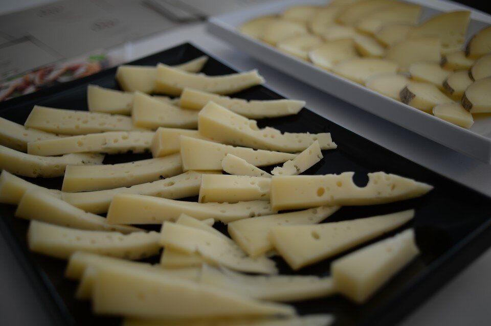    Не весь сыр одинаково полезный Виктор ГУСЕЙНОВ