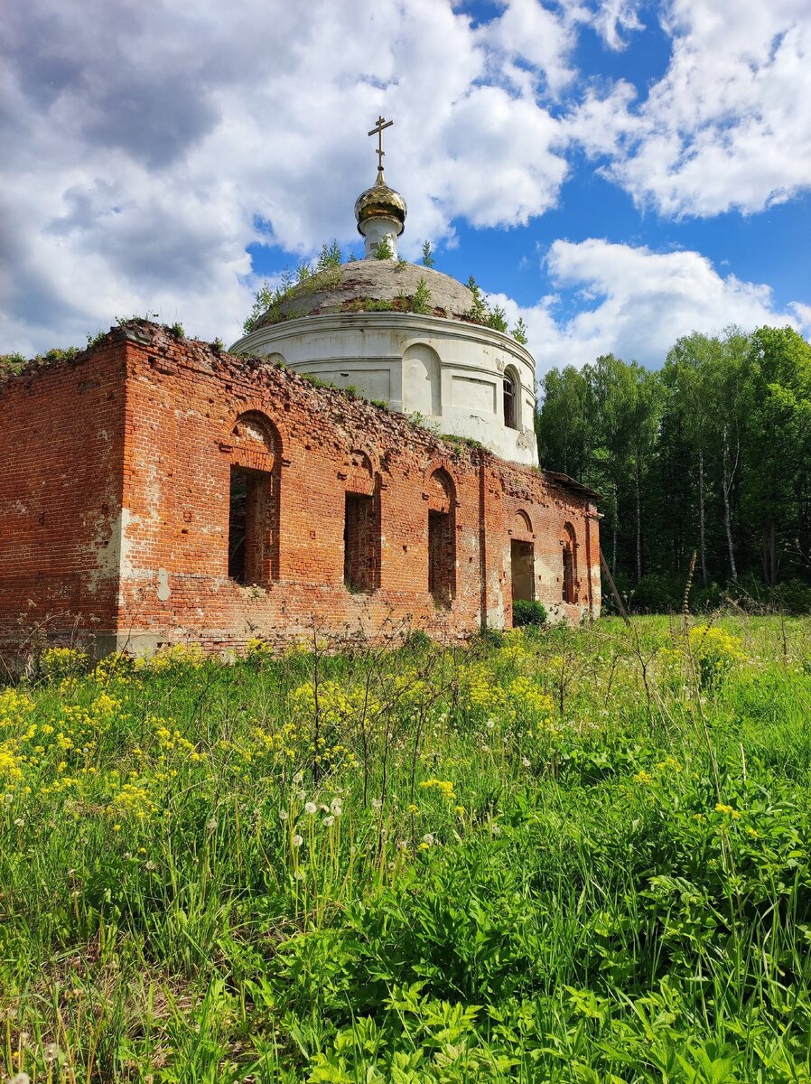 Храм Казанской иконы Божией матери в с. Маковцы