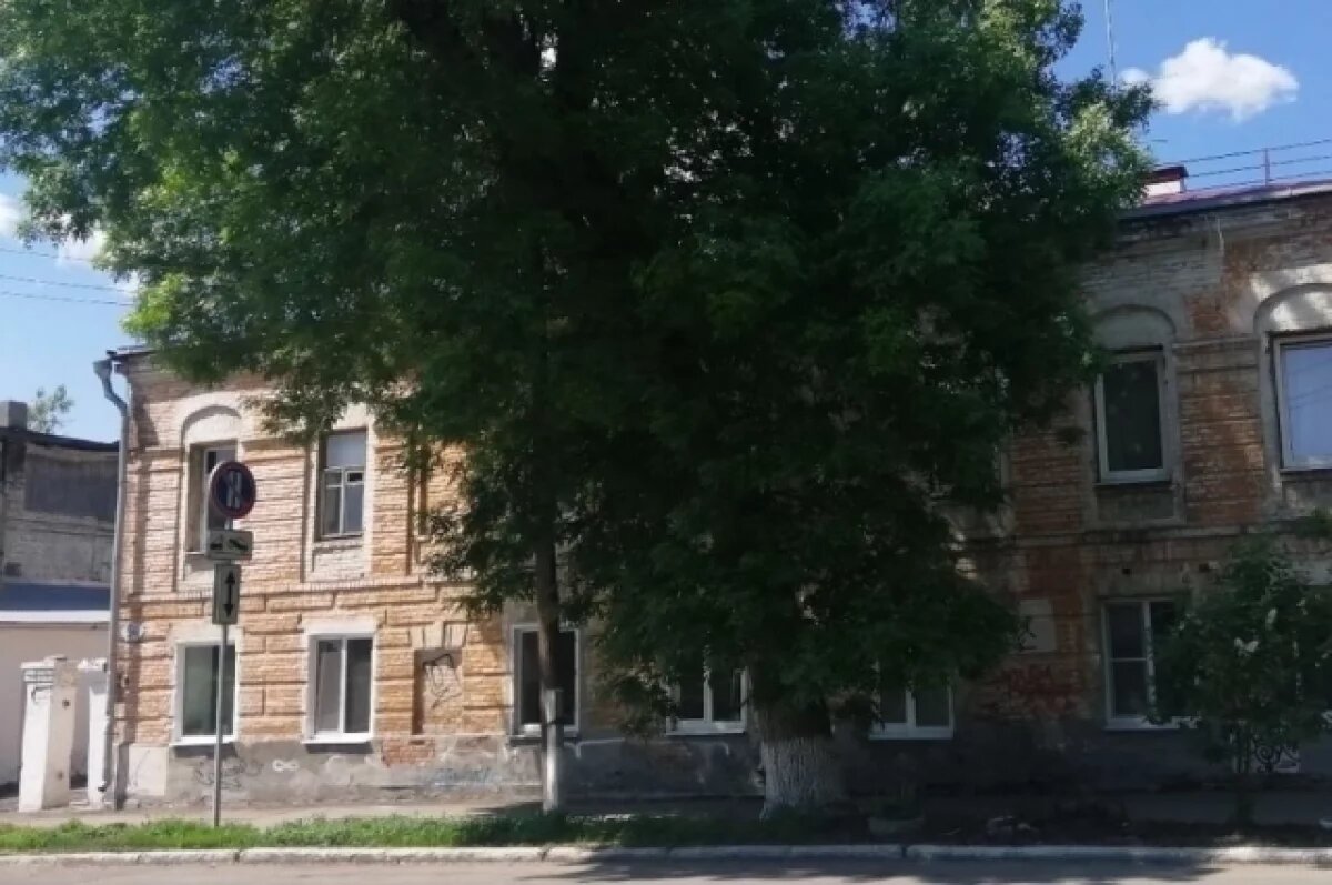    В Самаре на ул. Садовой восстановят фасад бывшей казармы для служителей