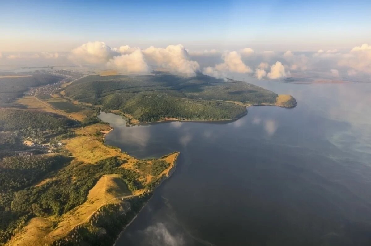    Притяжение великой реки.