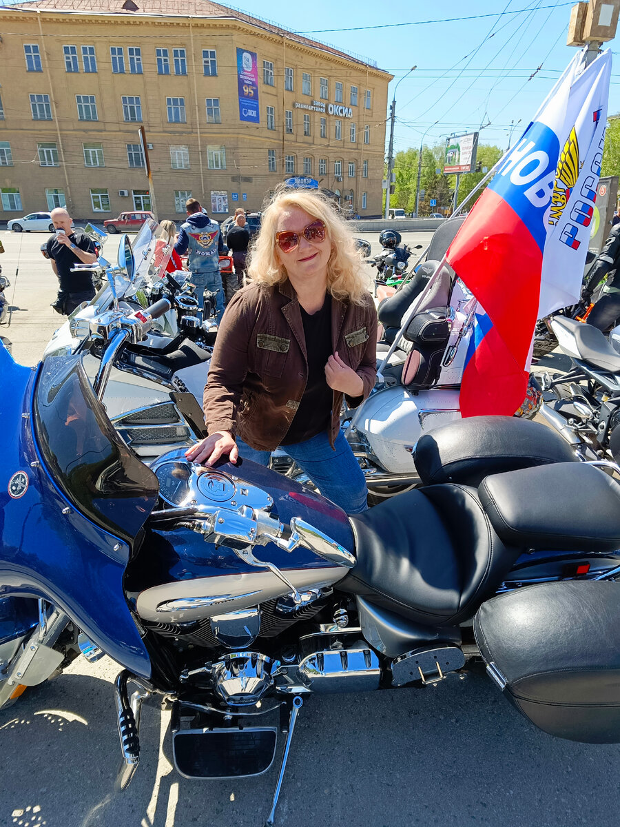 Как удержаться и не сфотаться с такими красавцами?!