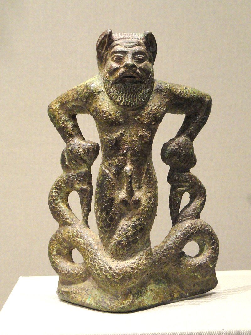 Бронзовая статуэтка 500—480 года до н. э. изображающая Тифона. Художественный музей Кливленда, США.